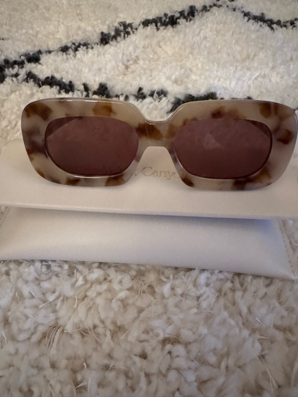 Tortoiseshell Rectangular Sunglasses with Brown Lenses